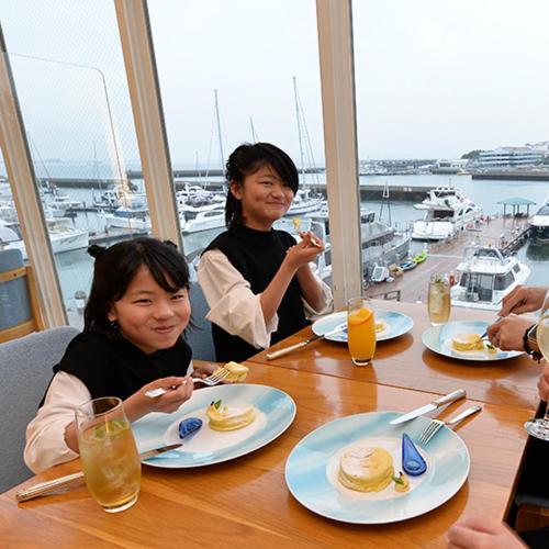 Hotel Marinoa Resort Fukuoka Buitenkant foto